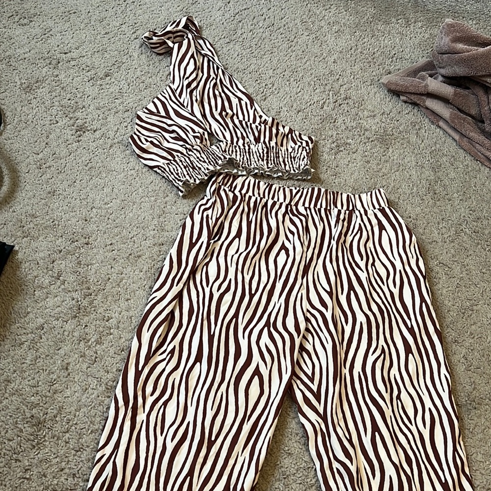 Halter top and pant set